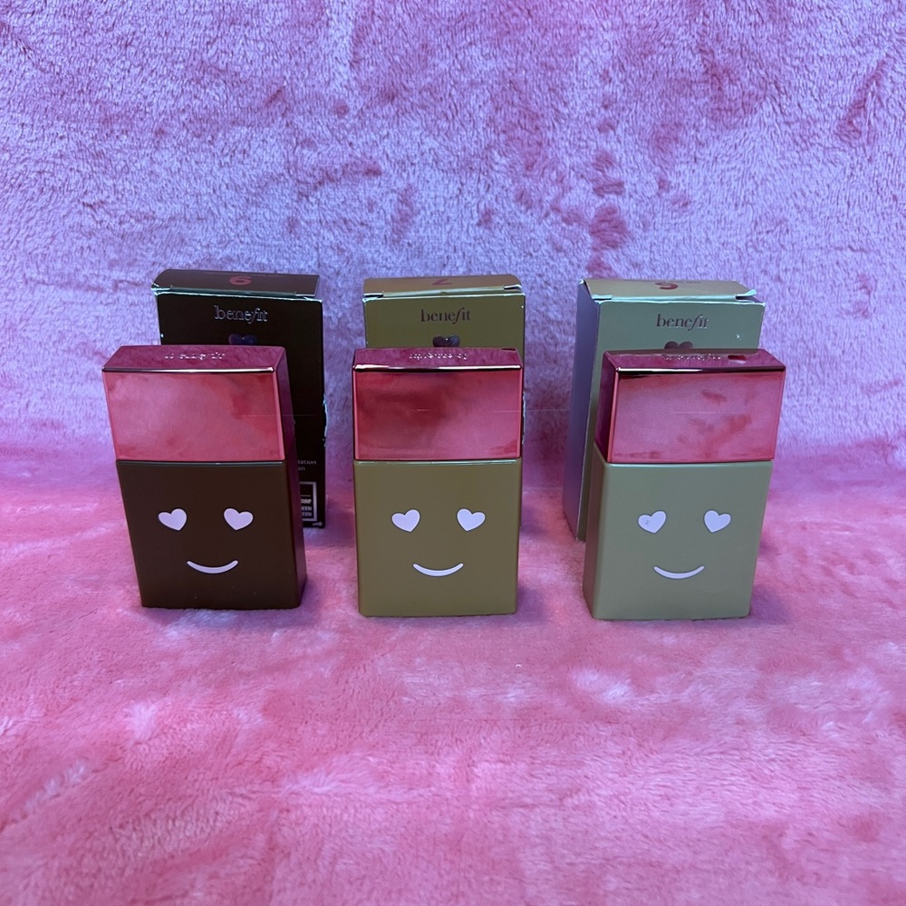 Benefit Hello Happy Soft Blur Foundation